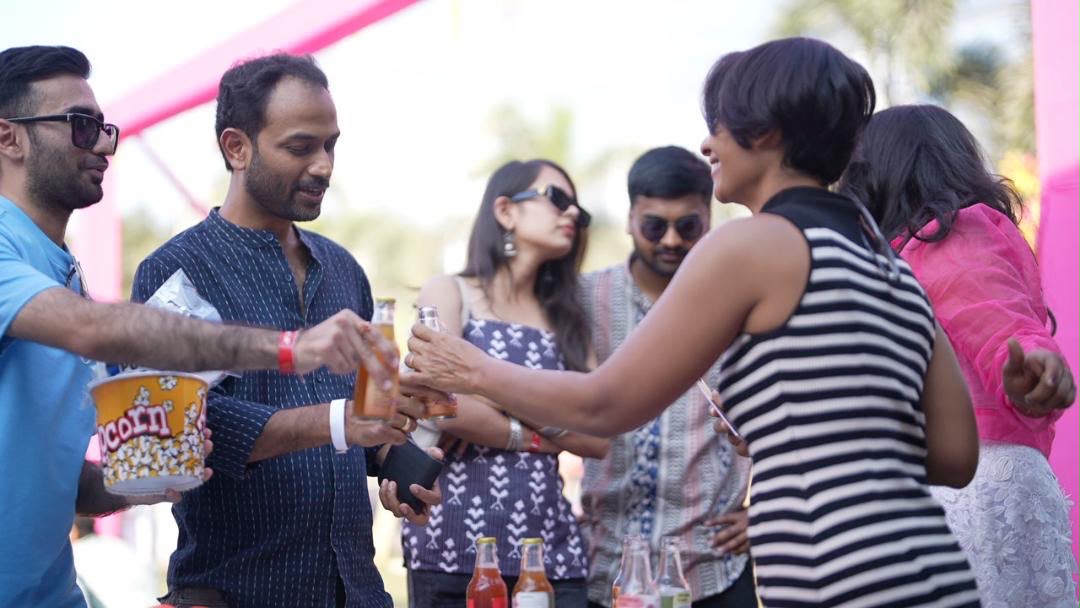 Guests drinking Kukus